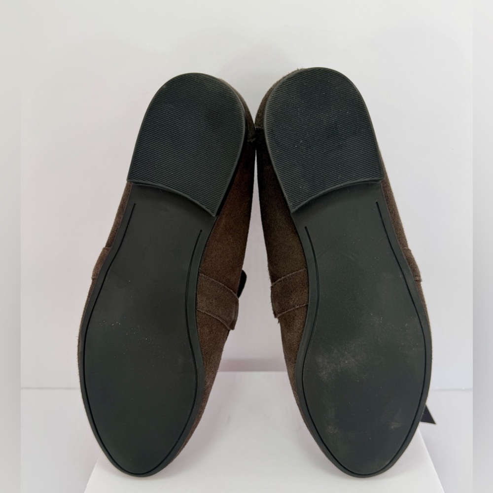 Tahari Dark Brown Suede Loafers Gold Horsebit Slip On Flats Women’s Size 9 NWT - Picture 6 of 7